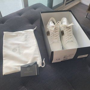 Versace Greca sneakers